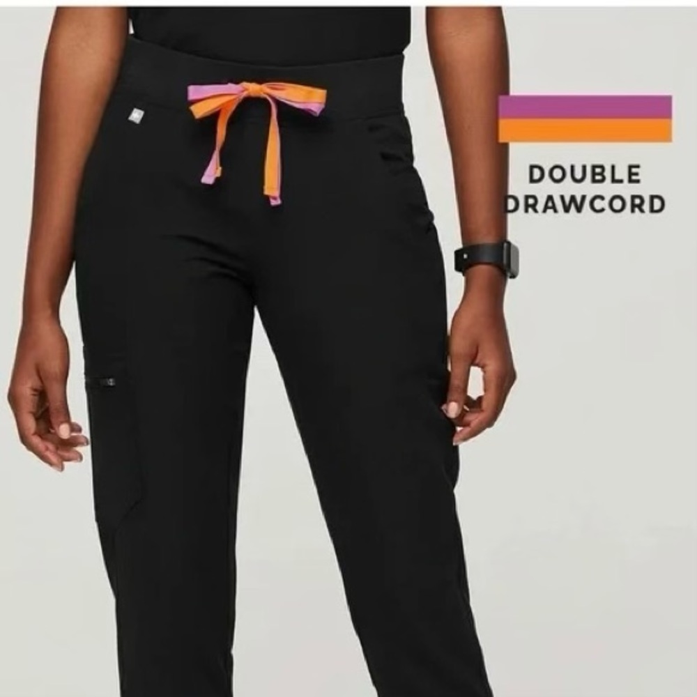 Figs Women’s Zamora Jogger Scrub Pants, Double Draw Cord, Black/Sorbet, Medium
